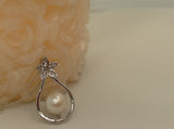 Sterling Silver and Freshwater Pearl Pendant Necklace