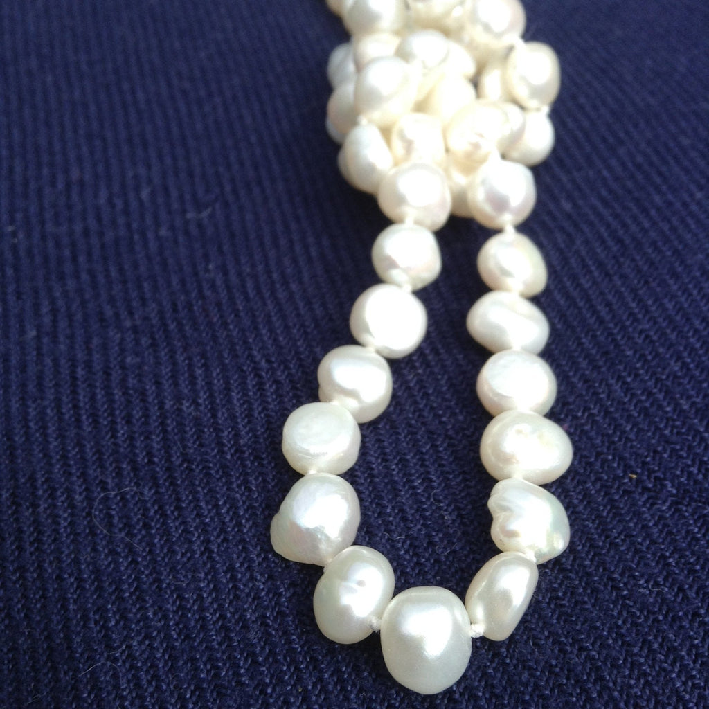 Natural Freshwater Pearl necklace handknoted